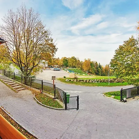 Na Wilczej, Sun & Snow