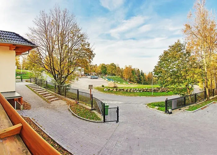 Na Wilczej, Sun & Snow